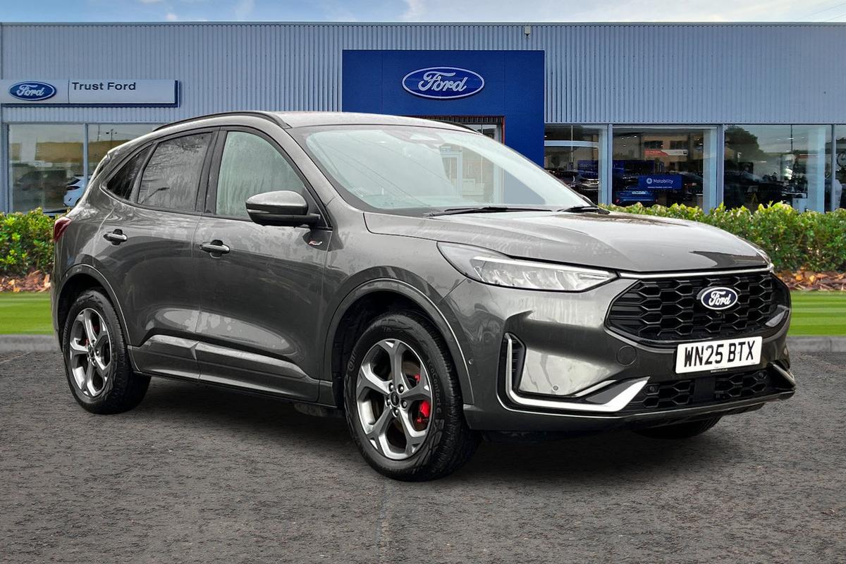 Ford Kuga listing photo