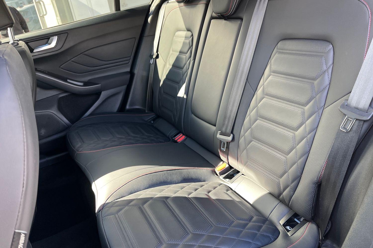 Ford Focus Photo 19