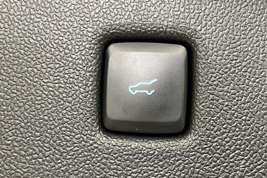 Ford KUGA Photo autoimg-a4cf4958199701d3750cae2d048201b26c8eb227.jpg
