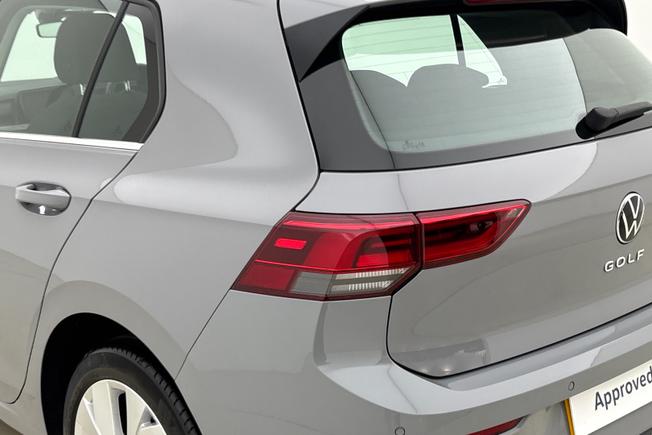 Volkswagen Golf Photo 18