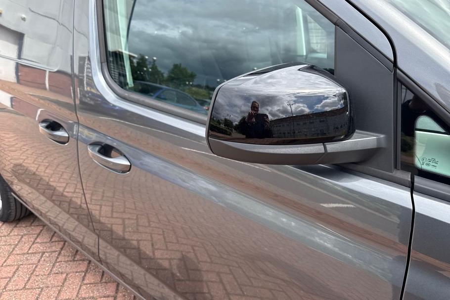 Used Ford TRANSIT CONNECT WR75HZN 32