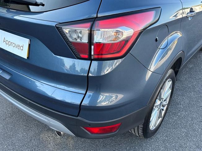 FORD Kuga Photo 18