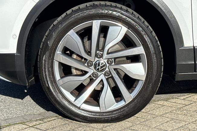VOLKSWAGEN T-Roc Photo 5