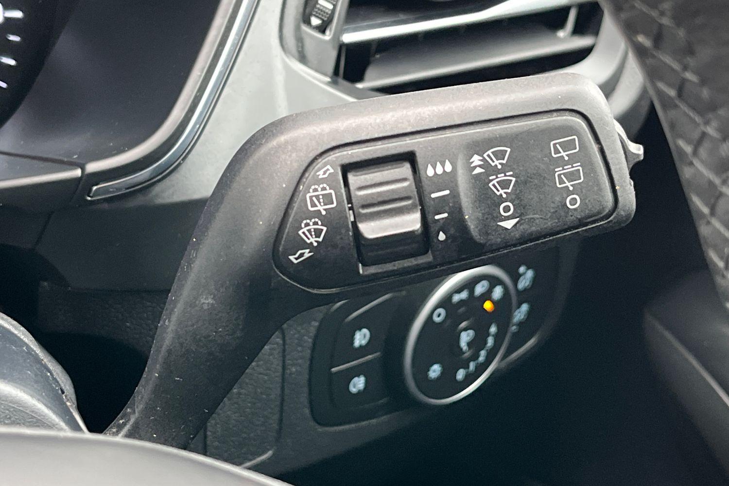 Ford FOCUS Photo 14