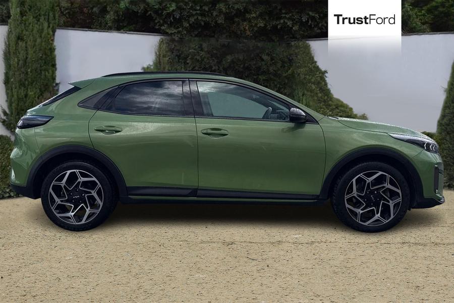 Kia XCEED Photo autoimg-a4d949835e7144e366d1473258449264e7b12273.jpg