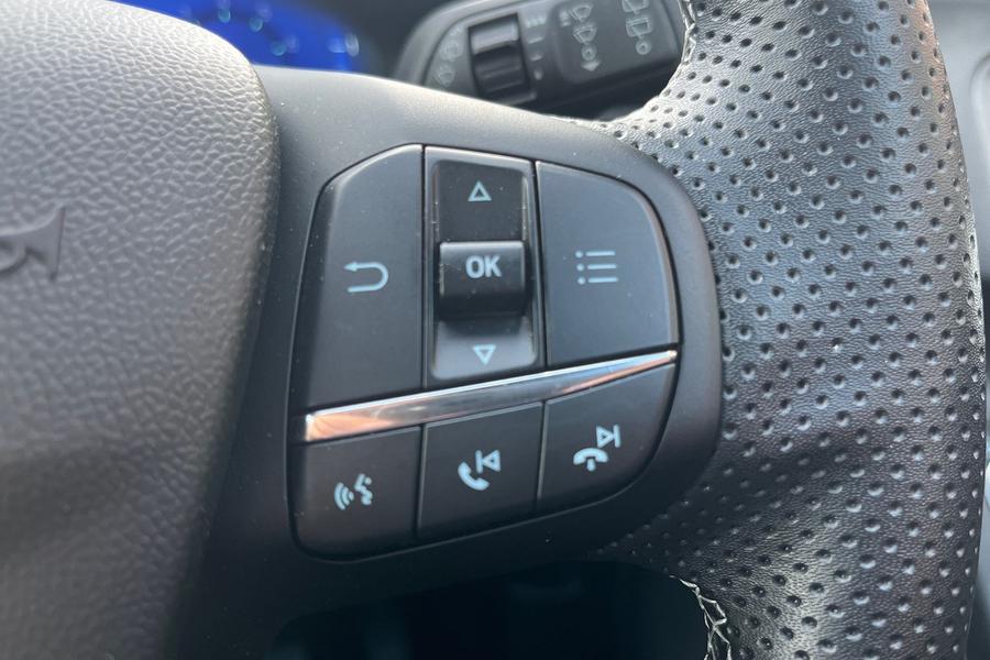 Ford PUMA Photo autoimg-a4dc42a8b83cf684956a2daddce470421672817a.jpg