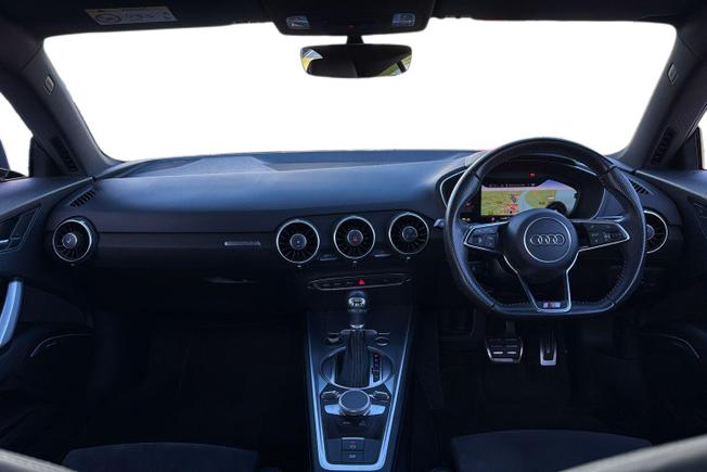 AUDI TT Photo 10
