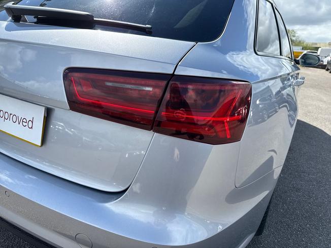 AUDI A6 Avant Photo 18