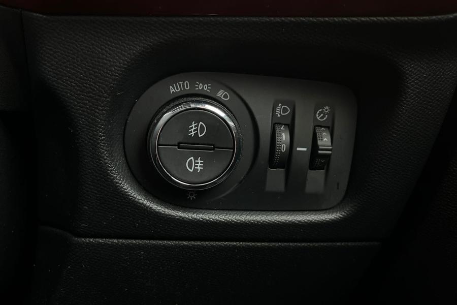 Vauxhall Mokka Photo autoimg-a4e6cee1b028c2d307ef54bdc29a727e70739088.jpg