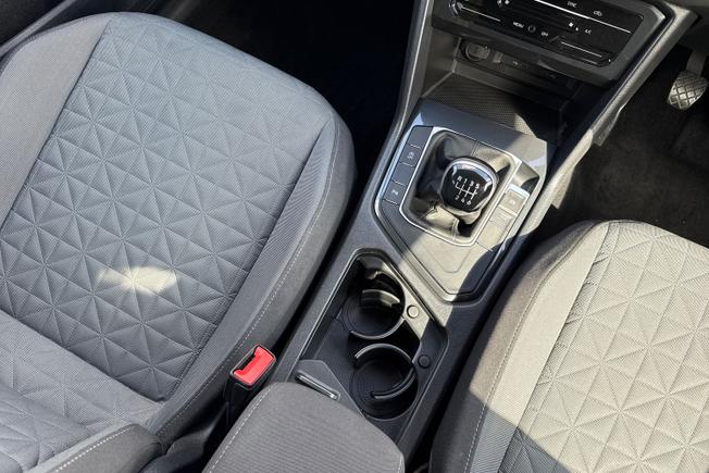 VOLKSWAGEN Tiguan Photo 24