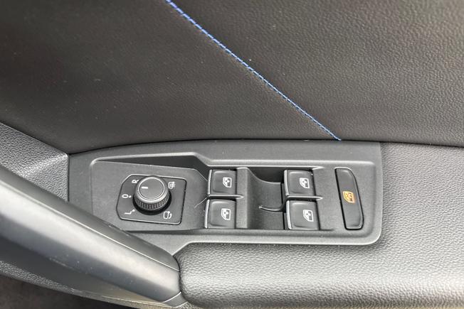 VOLKSWAGEN Tiguan Photo 29