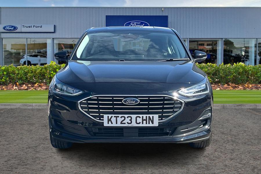 Ford Focus Photo autoimg-a4f21eec49b21ede87708d97051d9f0ce9134f65.jpg