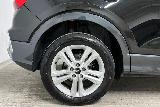 AUDI Q2 Photo 5