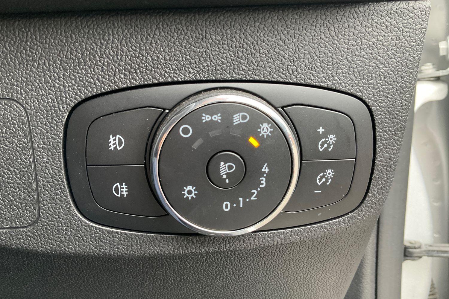 Ford Focus Photo 35