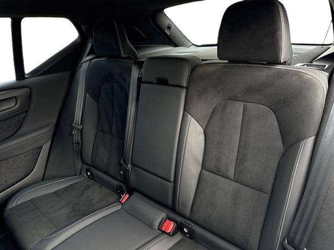 VOLVO Xc40 Photo 9