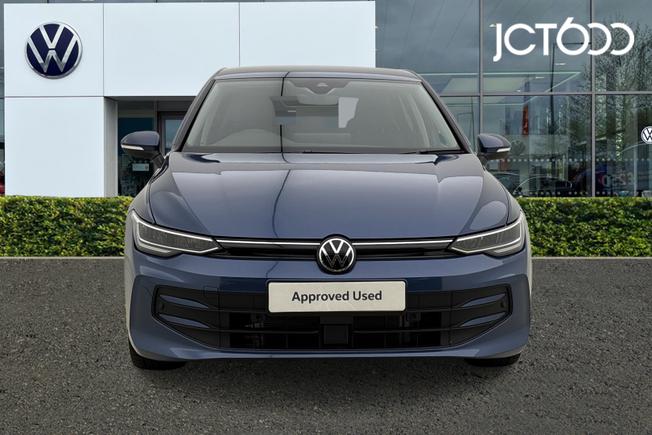 VOLKSWAGEN Golf Photo 8