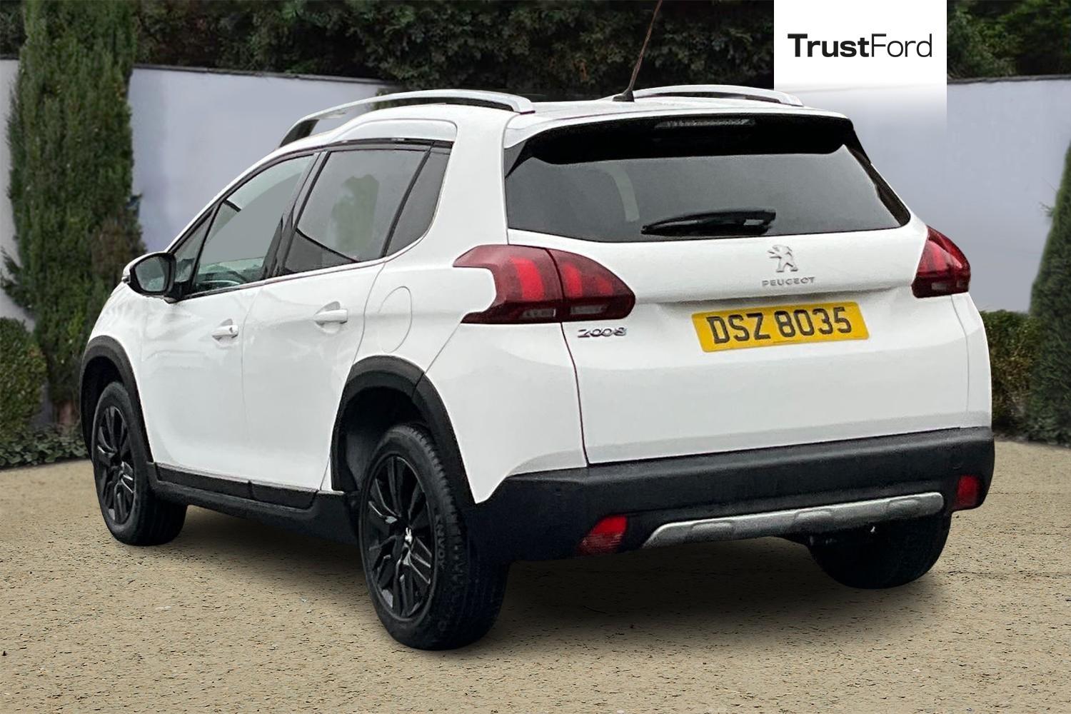Peugeot 2008 Photo 1