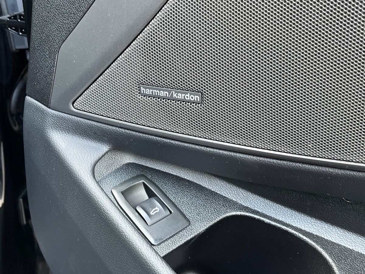 BMW 3 Series Photo 31
