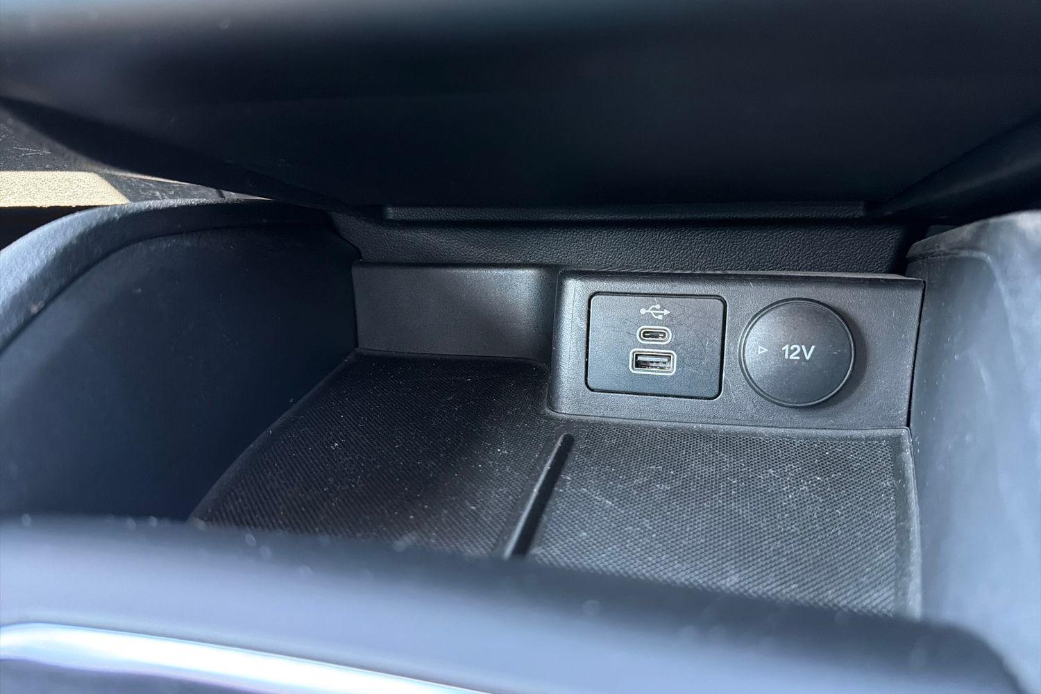 Ford FOCUS Photo 36