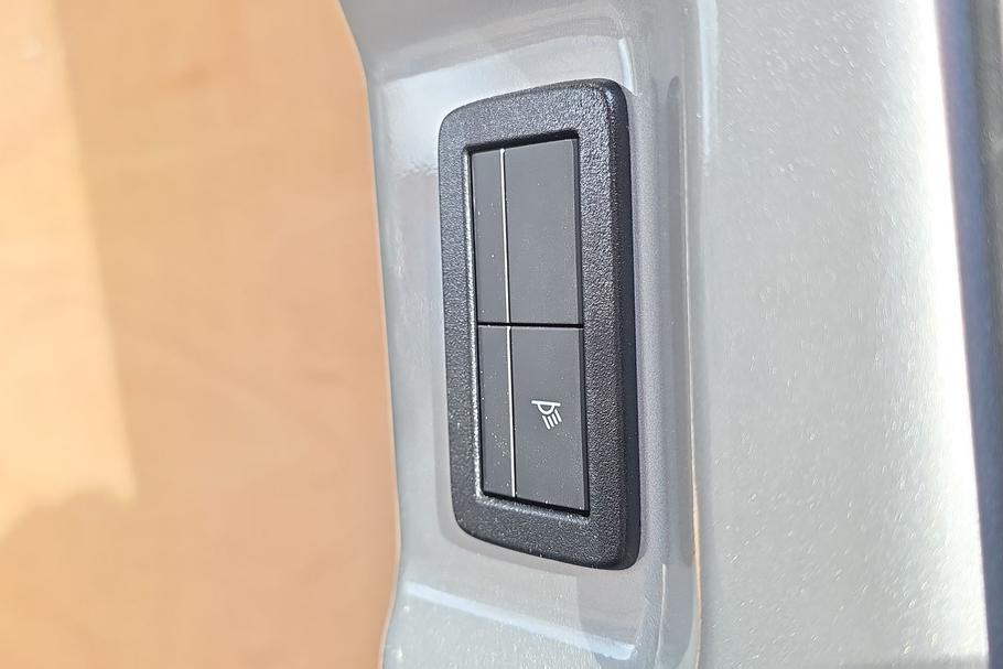 Used FORD TRANSIT CUSTOM WV75ZDX 27