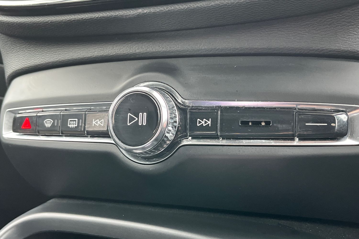 Volvo XC40 Photo 25