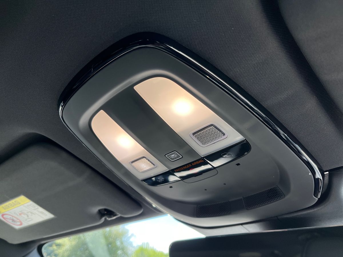 Volvo XC60 Photo 39