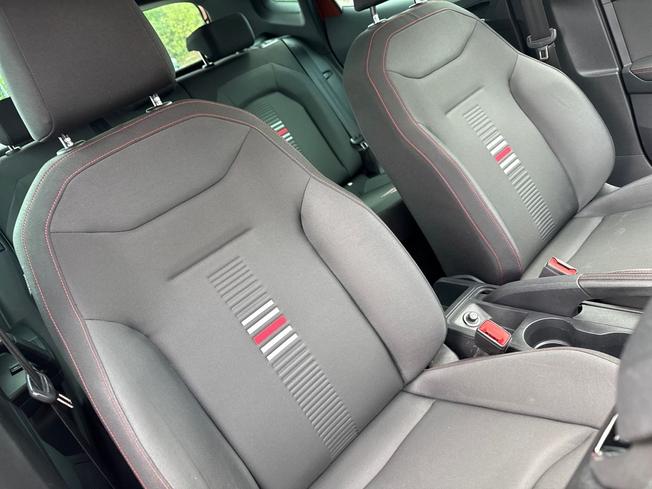 SEAT ARONA Photo 25
