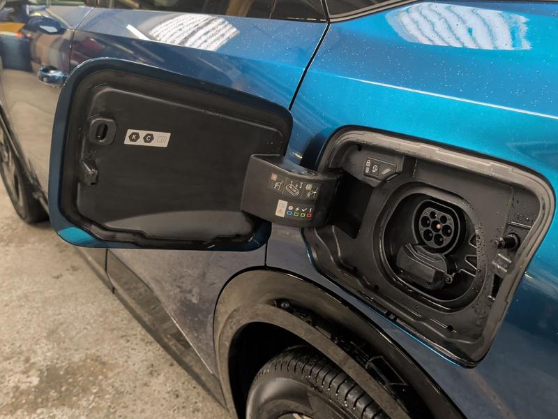 Used Peugeot E-3008 NV24RXS 31