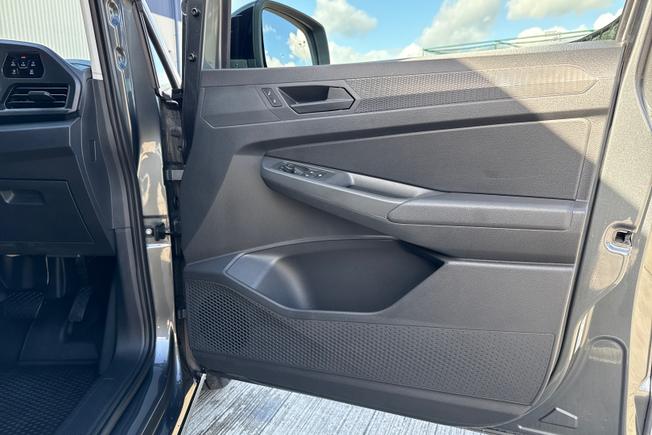 VOLKSWAGEN Caddy Maxi Photo 36