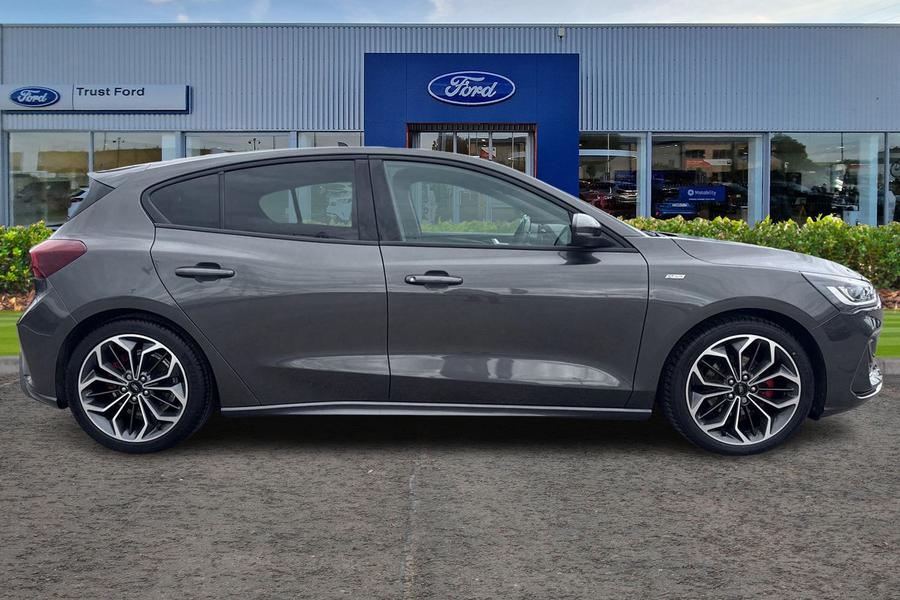 Ford FOCUS Photo autoimg-a51f682b981a3420679a52d88eb3d27c8b6dcca4.jpg