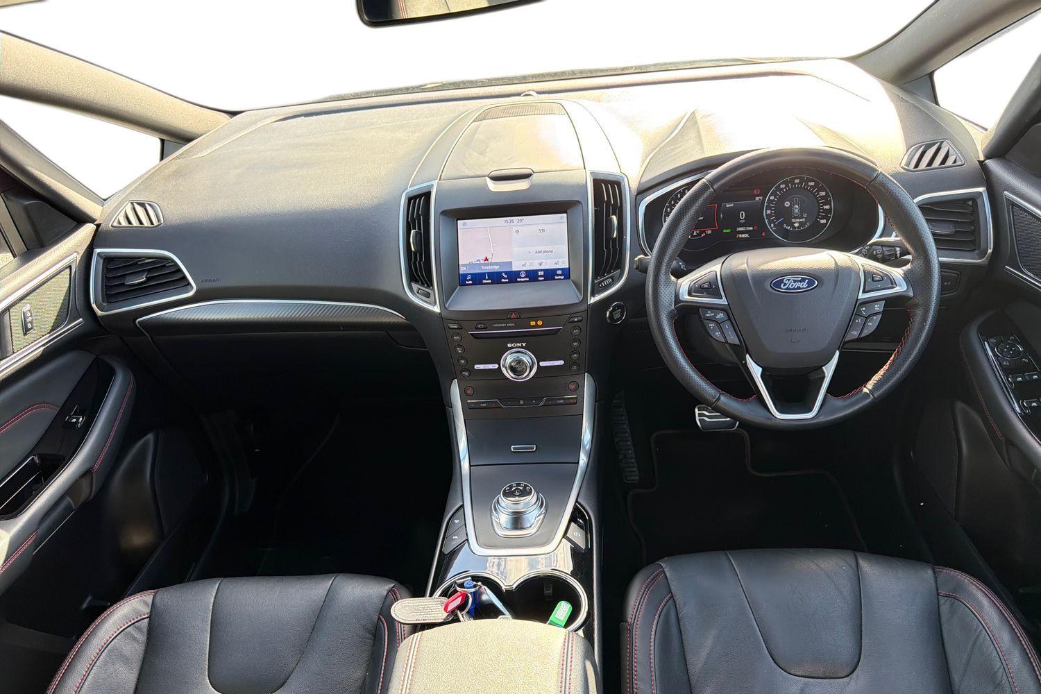 Ford S-Max Photo 9