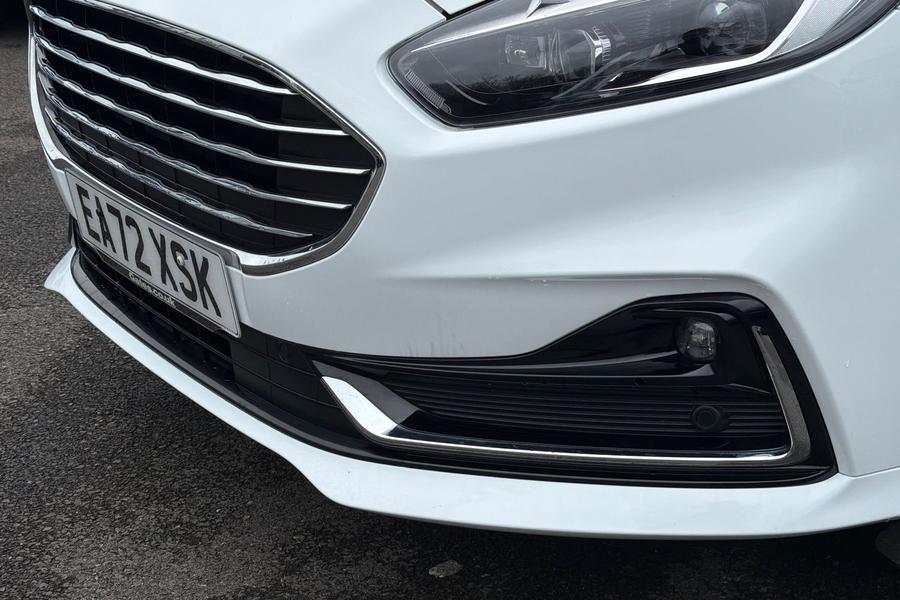 Ford S-MAX Photo autoimg-a52661a4debf83bdeb9f2e6560c5c412d2c9da58.jpg