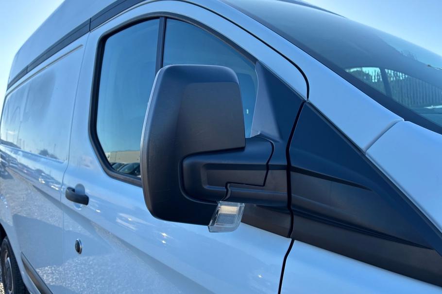 Used FORD TRANSIT CUSTOM YT19CRE 39