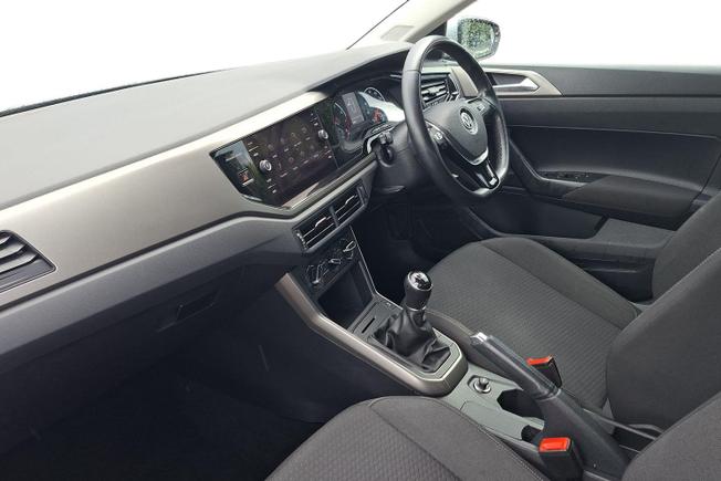 Volkswagen Polo Photo 2