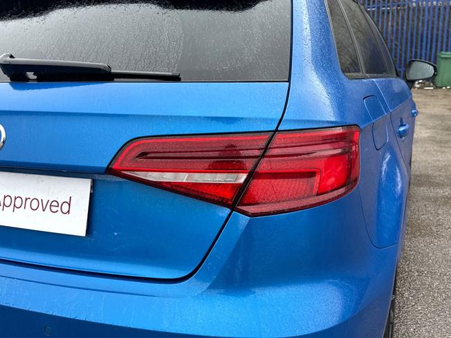 AUDI S3 Photo 18