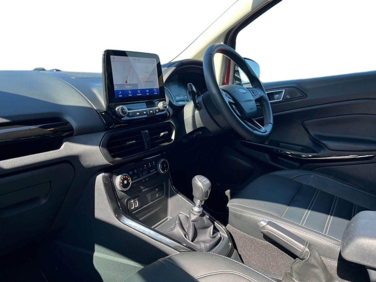 Ford EcoSport Photo 2