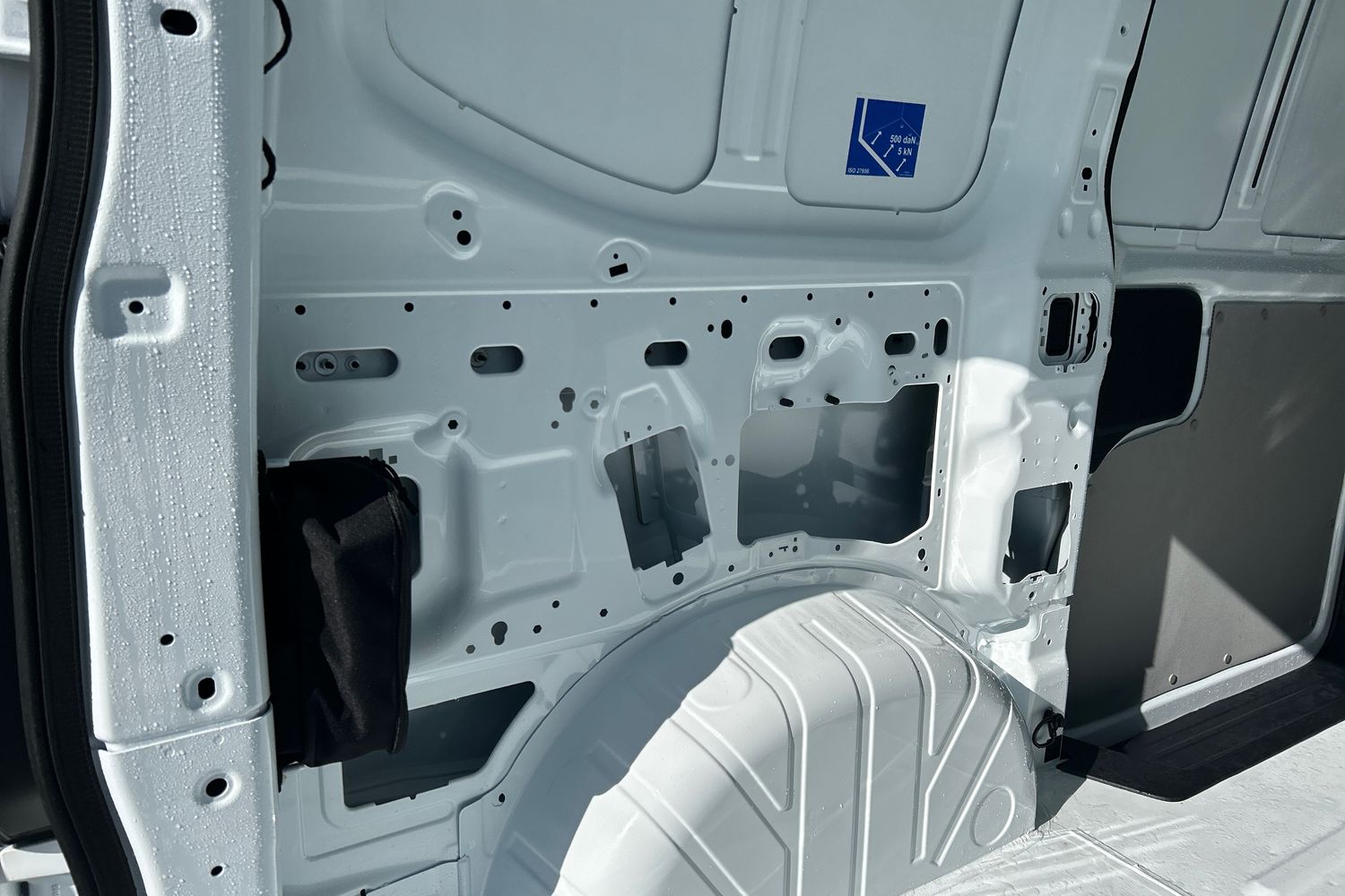Ford E-TRANSIT CUSTOM Photo 41
