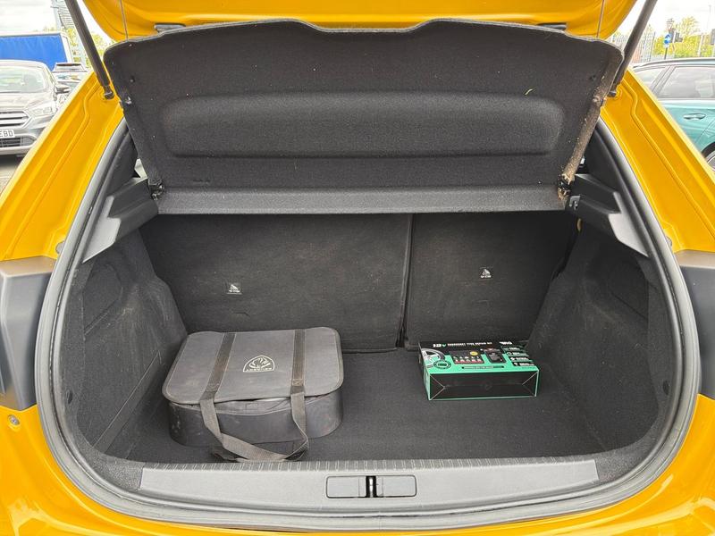Used Peugeot E-208 GJ72AYC 18