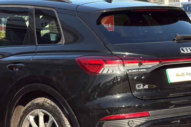 Audi Q4 e-tron Photo 49