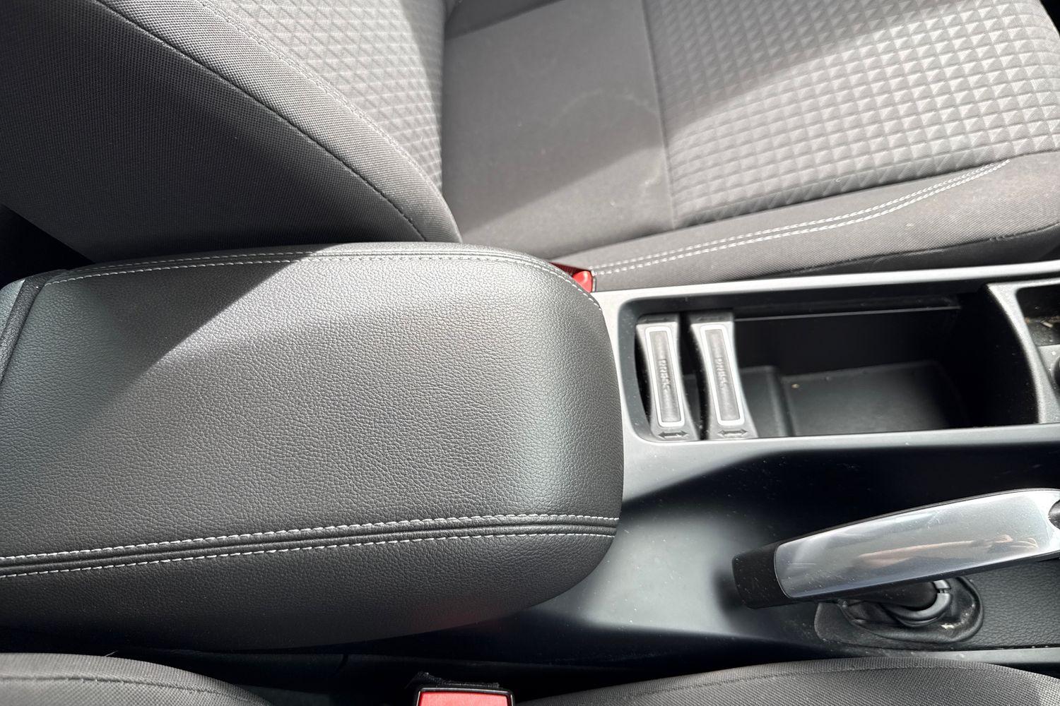 Ford C-Max Photo 36