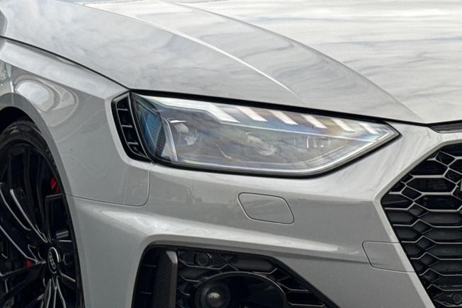 AUDI Rs4 Avant Photo 19