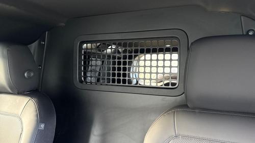 Land Rover Defender Photo autoimg-a541aeee9bdfca6d4b11e9f650499a7968abf600.jpg