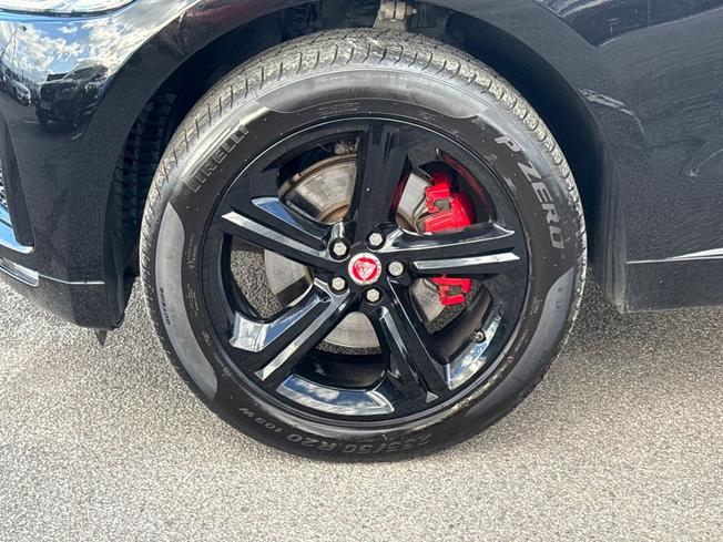 JAGUAR F-Pace Photo 5