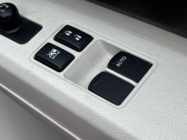 SUZUKI Ignis Photo 24