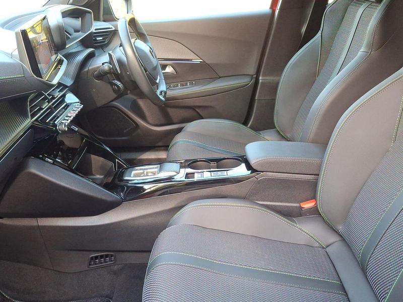Used Peugeot 2008 KM25UAU 17