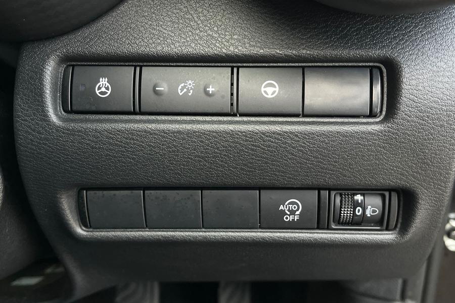 Nissan JUKE Photo autoimg-a54c3f357c9a0d049fafedb40d017d8a984462fc.jpg