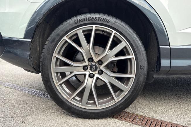 Audi Q3 Photo 5