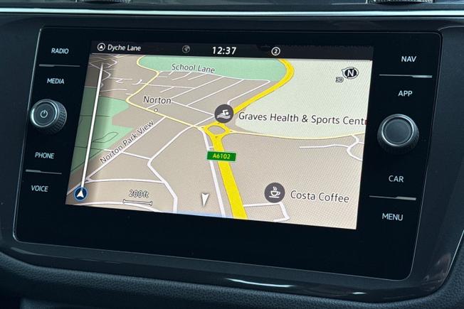 VOLKSWAGEN Tiguan Allspace Photo 14