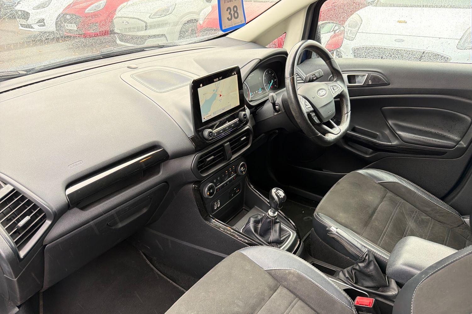 Ford ECOSPORT Photo 17