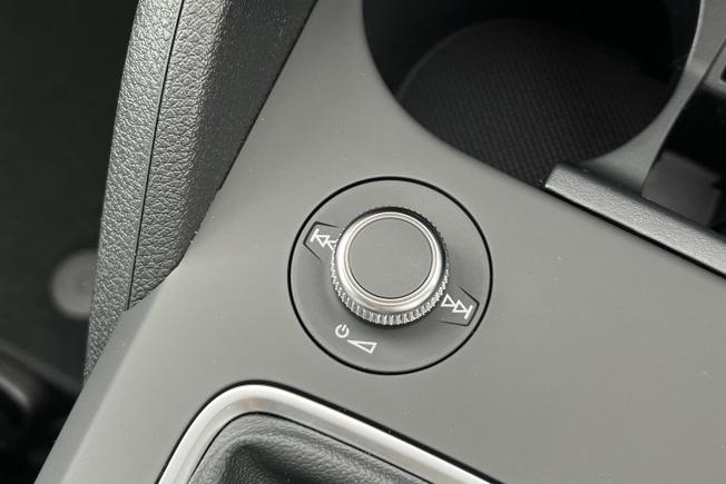 AUDI Q2 Photo 38